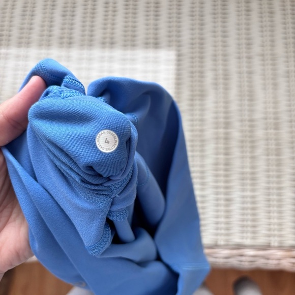 Lululemon Align High-Rise Pant 25"
Blue Nile - Picture 7 of 7